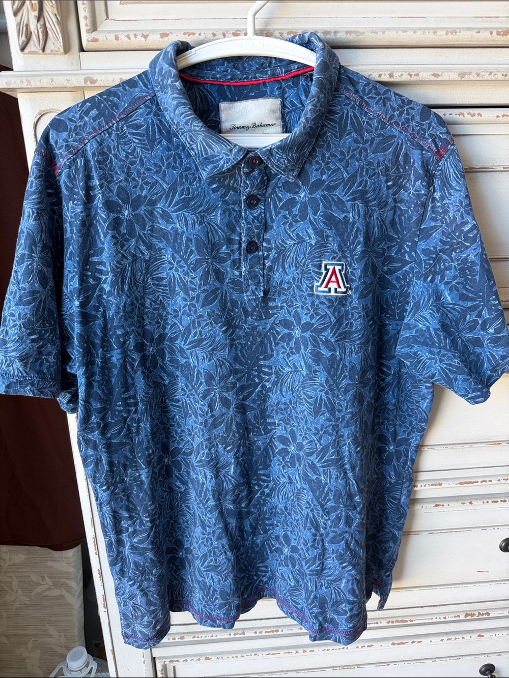 Tommy Bahama Navy Blue Floral Polo with Arizona 'A' Logo. Trim fit, Men’s Medium